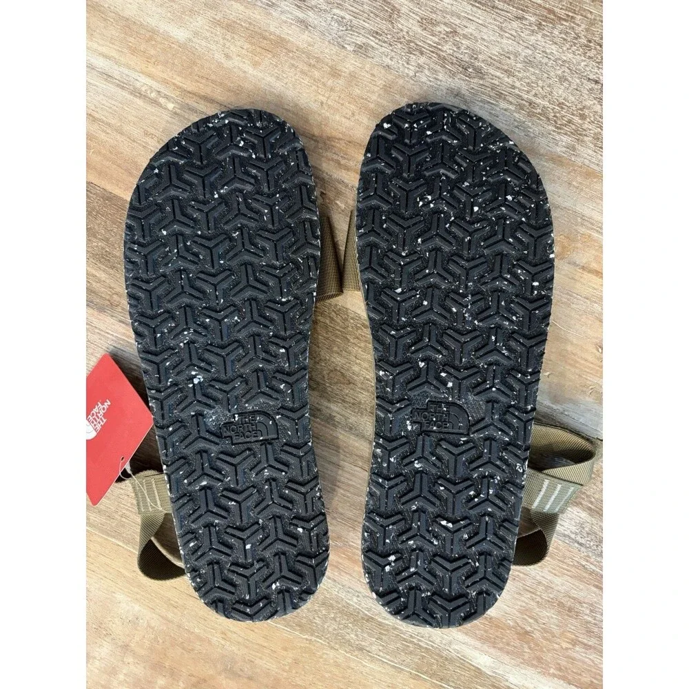 The North Face Skeena Sandals Men’s Size 12 TNF Military Olive Mineral Grey NWT
